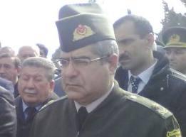 General-mayor Lənkəran Əliyev  mənzilindən çıxarılıb<b style="color:red"></b>