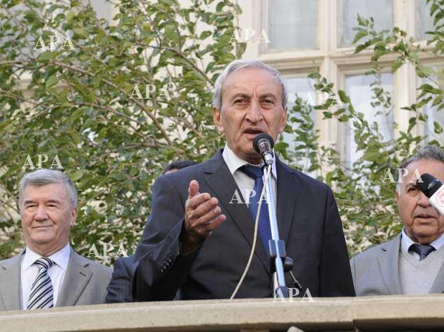 APİ tələbələrin semestr imtahanı ilə əlaqədar yekun qərar verib<b style="color:red"></b>