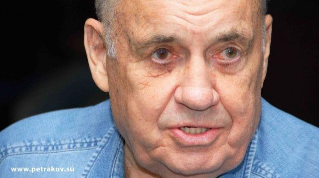 Köhnə tanışlar:<b style="color:red"> Eldar Ryazanov</b>