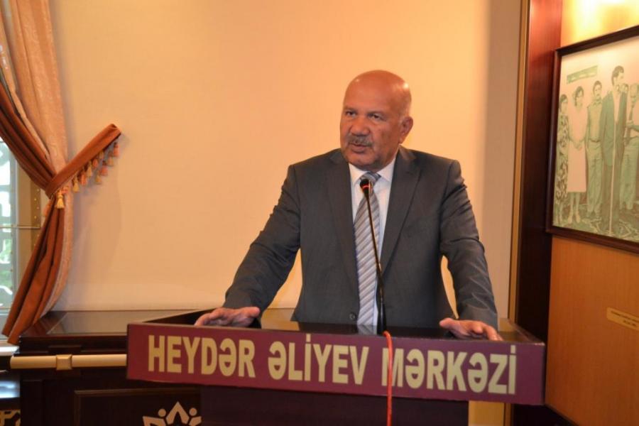 Səyyad Salahlı: "Din xadimləri üzərlərinə düşən borcu layiqincə yerinə yetirməlidirlər"<b style="color:red"></b>