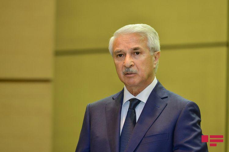 Vergilər Nazirliyi dövlət büdcəsinə proqnozdan 415 mln. manat artıq vəsait daxil edib<b style="color:red"></b>