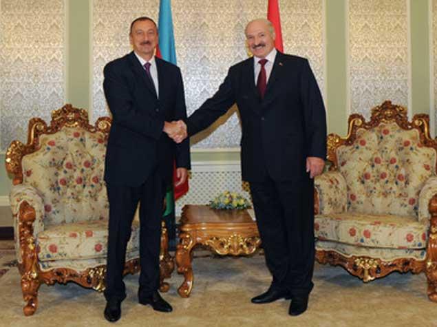 Azərbaycan və Belarus prezidentlərinin təkbətək görüşü olub<b style="color:red"></b>