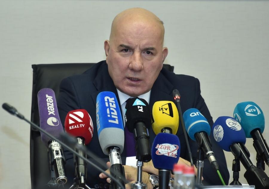 Elman Rüstəmov: İlin birinci yarısında bank sektorunun tam sağlamlaşdırılması başa çatdırılacaq<b style="color:red"></b>