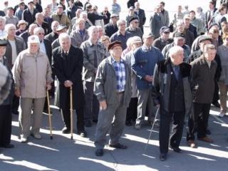 Ahılları kimsəsiz qoymayaq... <b style="color:red"></b>