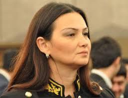 Qənirə Paşayeva Nəsib bəy Yusifbəylinin abidəsinin ucaldılması təklifi ilə çıxış edib<b style="color:red"></b>