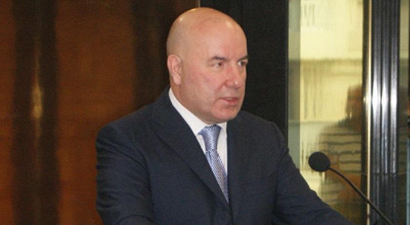 Elman Rüstəmov: "Atabank" və "Amrah Bank"ın problemləri yeni deyil"<b style="color:red"></b>