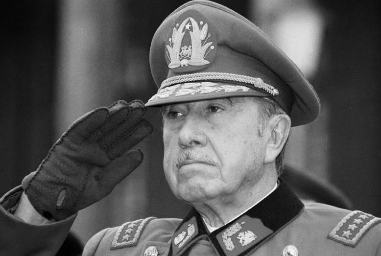 Pinoçetin minaları təmizlənir<b style="color:red"></b>