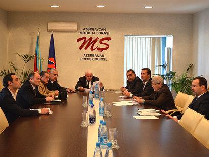 Mətbuat Şurası 2013-cü ildə gördüyü işlərlə bağlı hesabat konfransı keçirib<b style="color:red"></b>