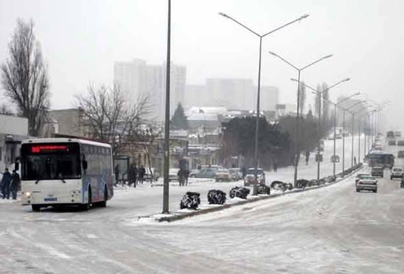 Yollar buz bağlayacaq<b style="color:red"></b>
