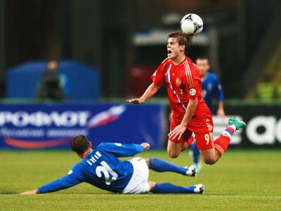 Millimiz şübhəli penaltiylə məğlub oldu<b style="color:red"> (VİDEO)</b>