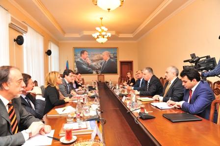 İspaniyalı deputat: “Ermənistan BMT qətnamələrinə əməl etmir”<b style="color:red"></b>