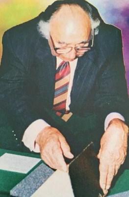 Filoloji elmimizin Şamil Cəmşidov səhifəsi - <b style="color:red">Əlyazmalar İnstitutu - 70</b>
