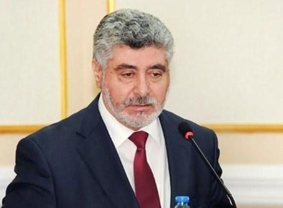 Müzəffər lider - <b style="color:red">Şeir </b>