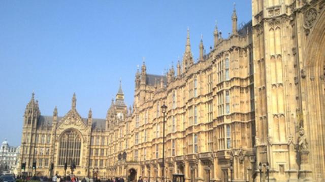 Londonda “Many Happy Returns” adlı kampaniyanın təqdimatı keçirilib<b style="color:red"></b>