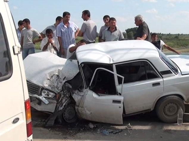 Bayram günlərində yol qəzalarında 18 nəfər ölüb<b style="color:red"></b>