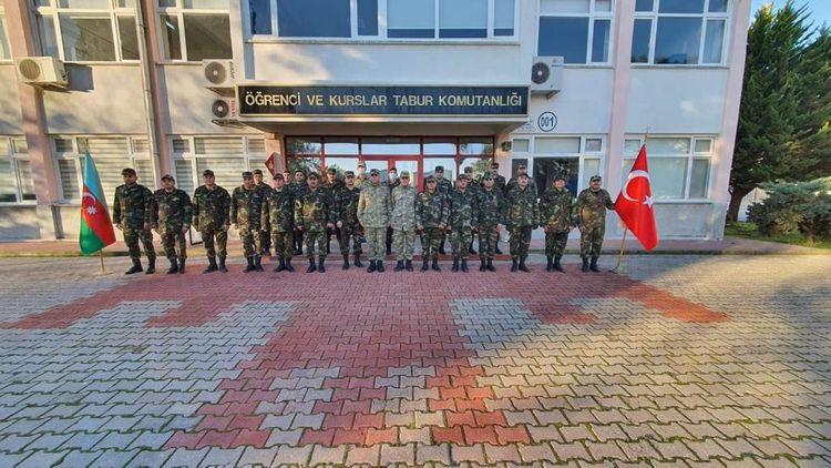 Türkiyənin Müdafiə Nazirliyi Azərbaycana 10 minaaxtaran it hədiyyə edib<b style="color:red"></b>