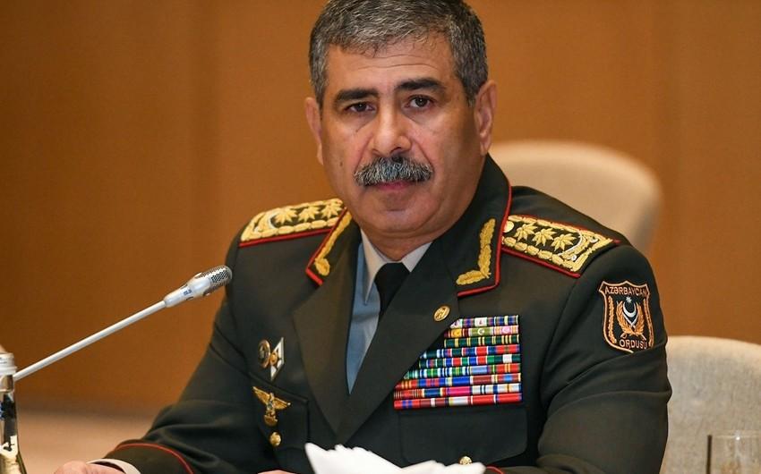 Zakir Həsənov Türkiyəyə gedib<b style="color:red"></b>