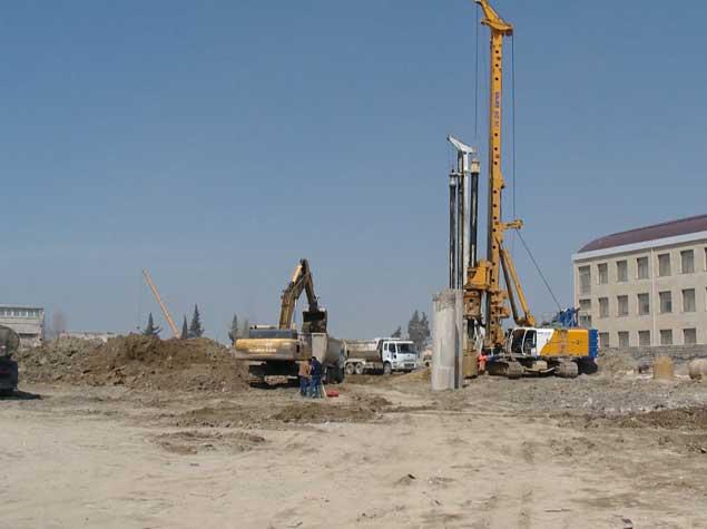 Bakı Olimpiya Stadionuna gediş-gəlişi asanlaşdıracaq tunel altı zolaqlı olacaq<b style="color:red"></b>