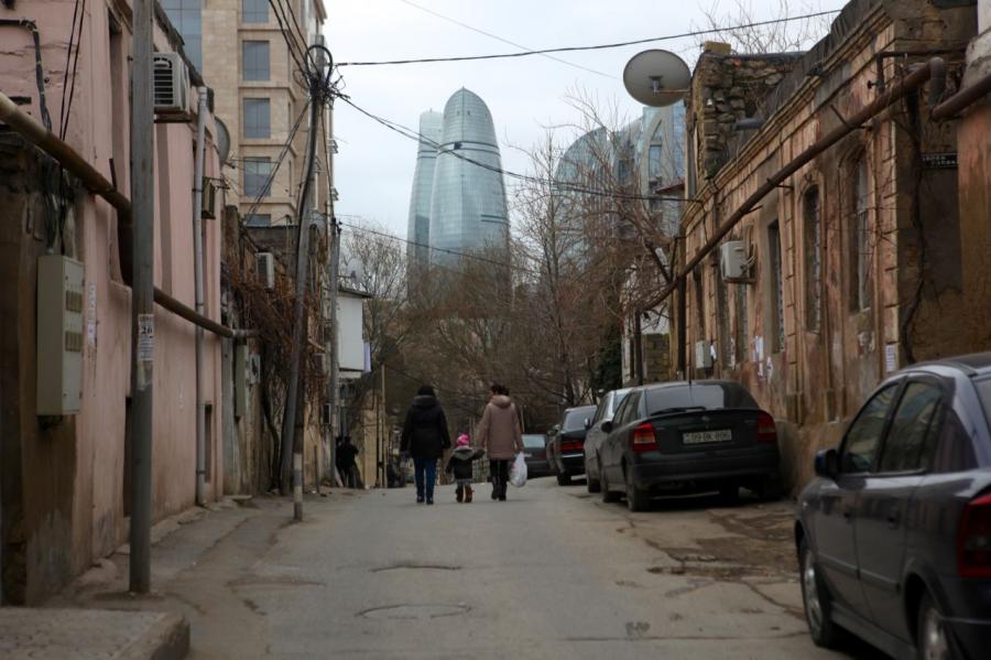 “Sovetski”dən köçmək istəyən ailələrin sayı 1000-i ötüb<b style="color:red"></b>