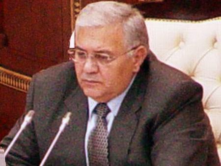 Oqtay Əsədov deputatlara iradını bildirdi: "Səsvermə zamanı hamı iştirak etməlidir"<b style="color:red"></b>