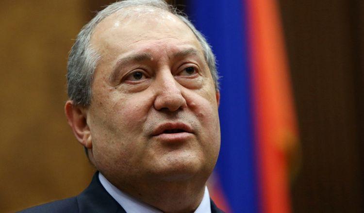 Ermənistanda hakim fraksiya Prezidentə qarşı impiçment proseduruna başlayır