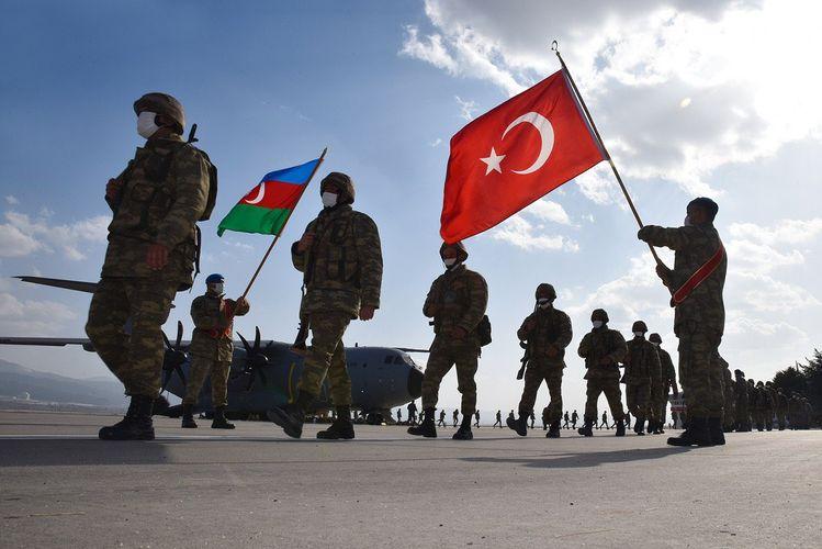 Ordumuzun hərbçiləri Türkiyədə təlim keçəcək