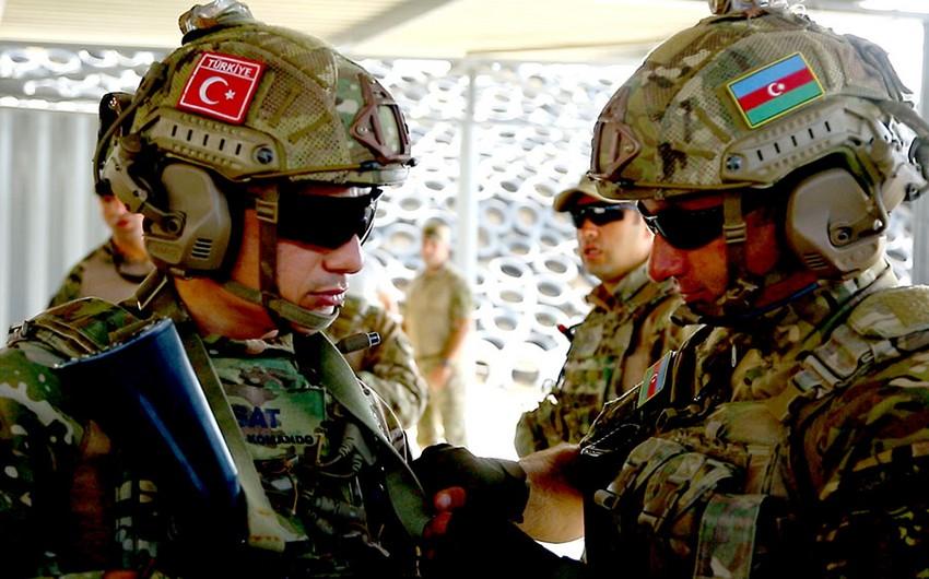 Azərbaycan və Türkiyə hərbçiləri birgə təlim-məşqlərə başlayıblar -<b style="color:red"> Video</b>