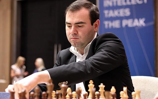 Şəhriyar Kasparova qalib gəldi