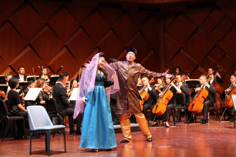 Çində "Arşın mal alan” operettası təqdim olunub - Foto