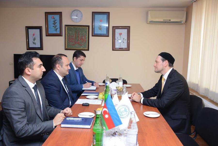Moskva İslam İnstitutunun rektoru Azərbaycan İlahiyyat İnstitutunu ziyarət edib