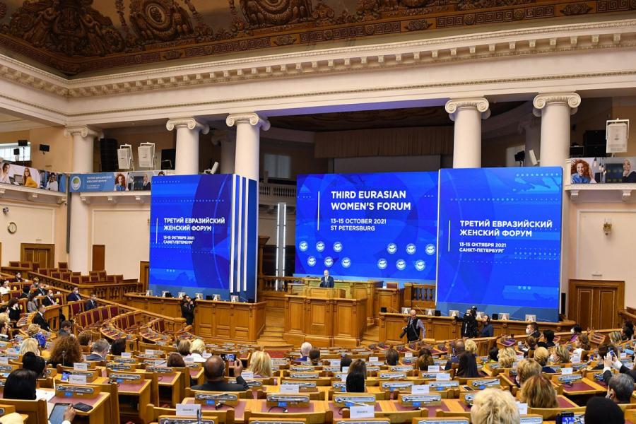 Üçüncü Avrasiya Qadınlar Forumunun açılış mərasimi keçirilib