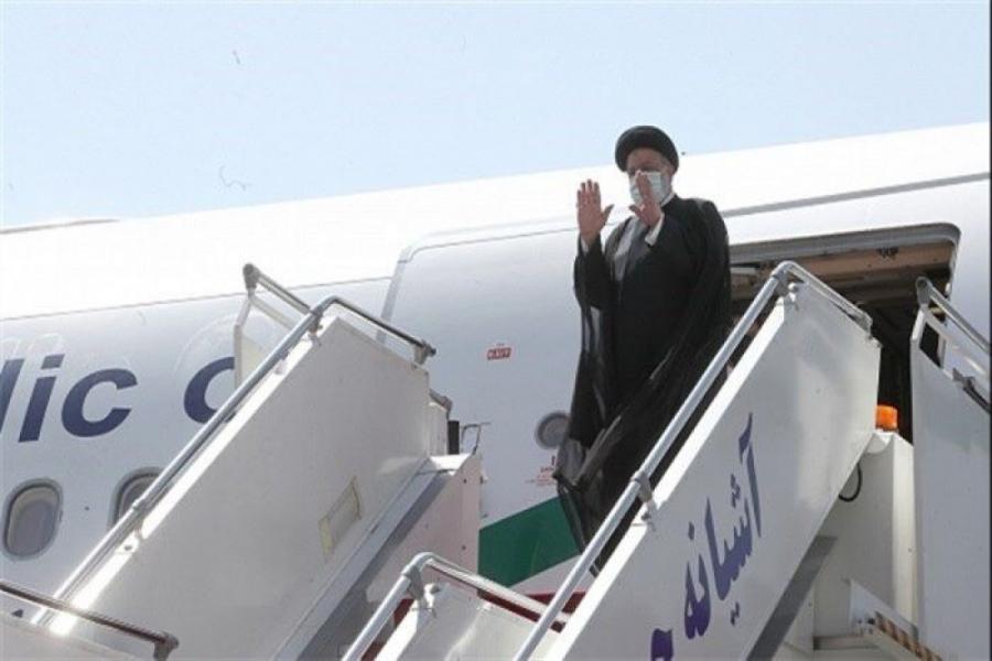 İran prezidenti Türkmənistana yola düşüb