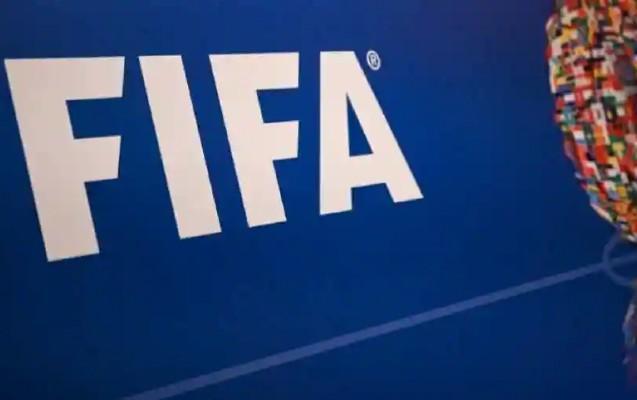 FIFA ilin rəmzi yığmasına namizəd futbolçuları açıqladı