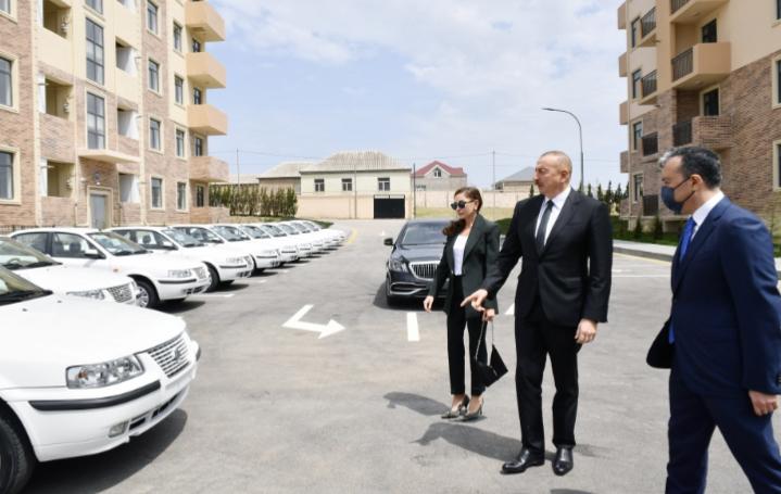 Prezident və xanımı yeni yaşayış kompleksinin açılışında iştirak ediblər - Yenilənib