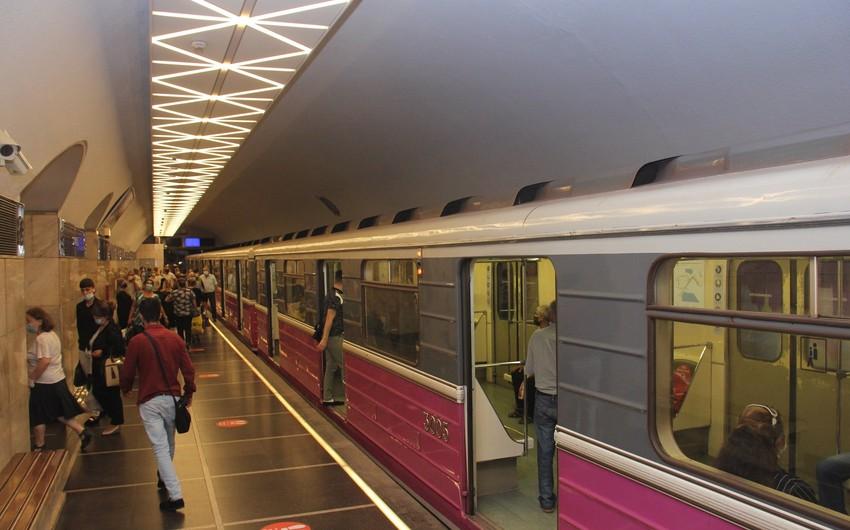 Bakı metrosunun qatarında nasazlıq yaranıb