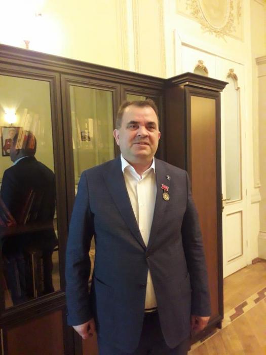 Yunus Oğuza TÜRKSOY tərəfindən "Çingiz Aytmatov" medalı təqdim edildi