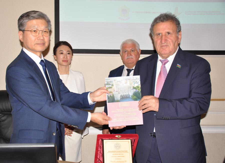 Koreya-Azərbaycan III Humanitar Forumu keçirilib - Foto