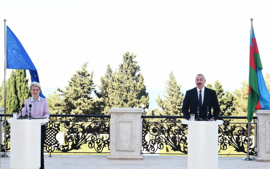 Azərbaycan lideri və Avropa Komissiyasının Prezidenti mətbuata bəyanatlarla çıxış ediblər - Yenilənib