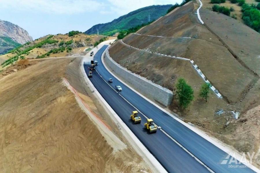 Əhmədbəyli-Füzuli-Şuşa avtomobil yolunda 3 tunelin inşası bitir - Foto