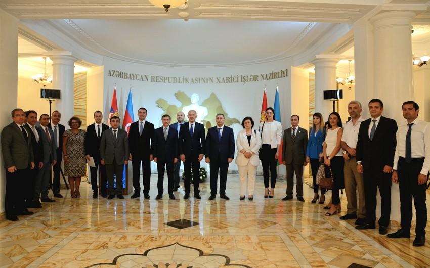 XİN-də Serbiya ilə diplomatik münasibətlərin 25 illiyinə həsr olunmuş tədbir keçirilir