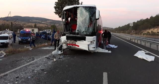 Türkiyədə avtobus qəzaya uğrayıb, 24 nəfər xəsarət alıb