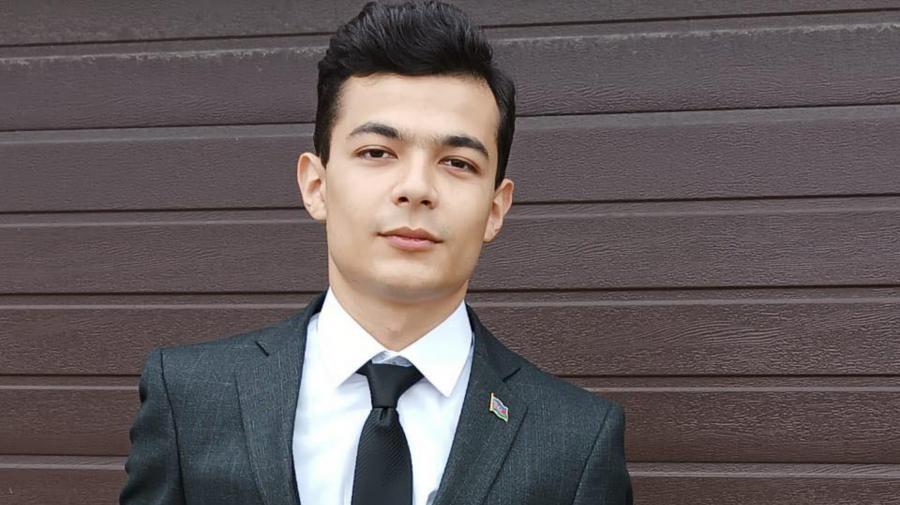 Cənnət qoxulu gül bağçam - Qəzənfər Əkbərzadə