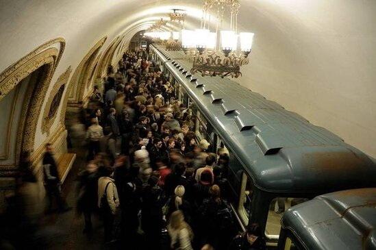 Bakı metrosunda sərnişin sıxlığı