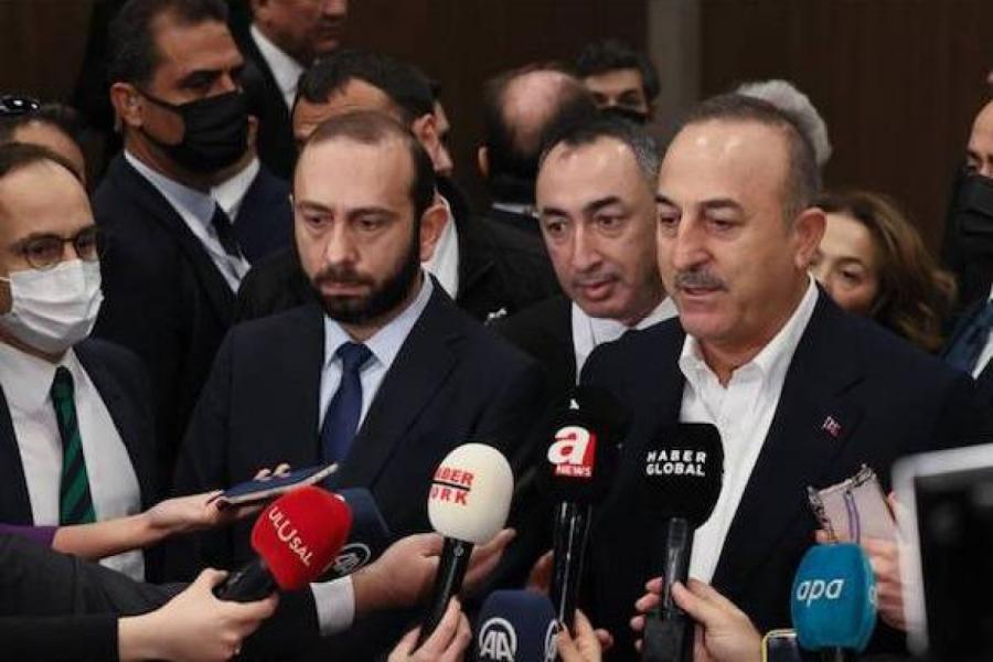 Ermənistan XİN rəhbəri Çavuşoğluna başsağlığı verib