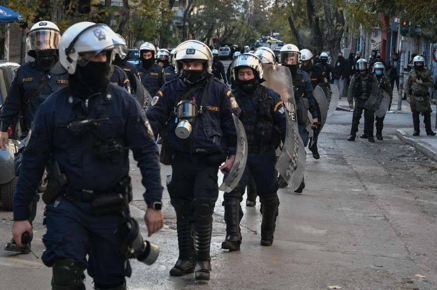 Yunanıstanda baş verən qarşıdurmada 78 nəfər həbs edilib
