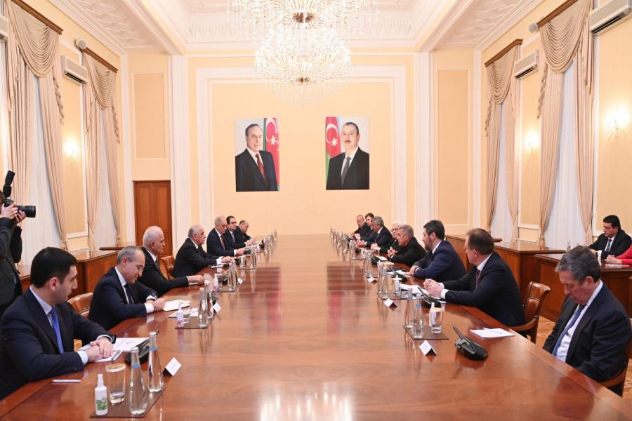Əli Əsədov Tatarıstan Prezidenti ilə görüşüb