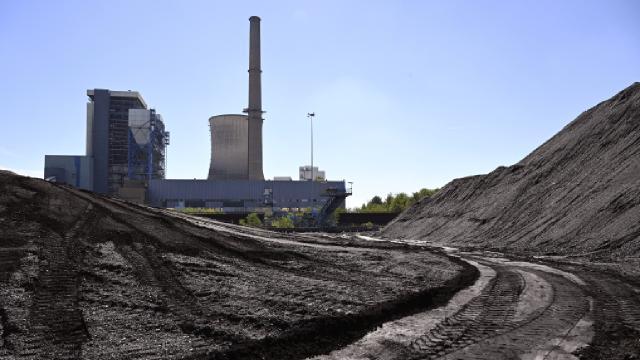 Fransada bağlanan kömür elektrik stansiyası istehsalına yenidən başlayıb