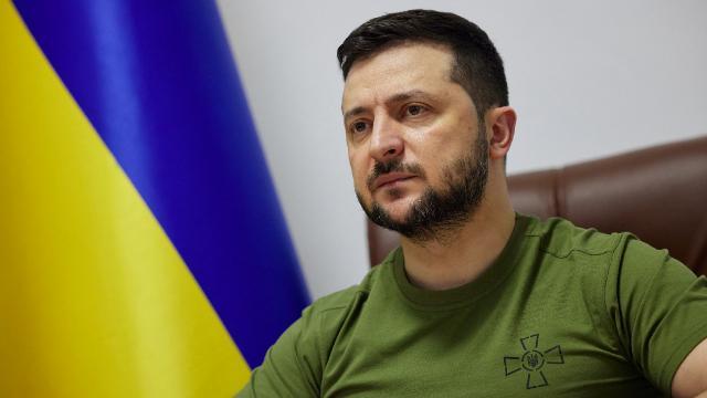 Zelenski: 1300-dən çox Ukrayna hərbçisi əsirlikdən azad edilib