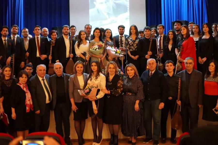 Emin Sabitoğlunun 85 illik yubileyi Humanitar Kollecdə qeyd edilib