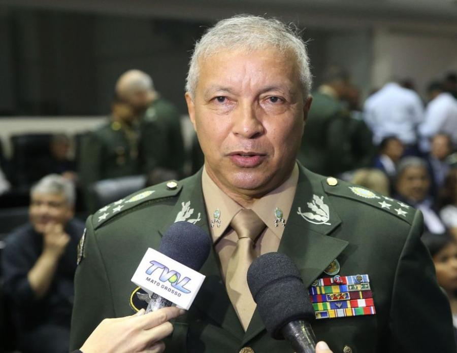Braziliya ordusunun komandiri vəzifəsindən azad edilib